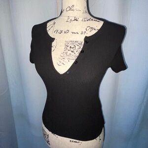 Women’s Black Low Cut Blouse (1X)